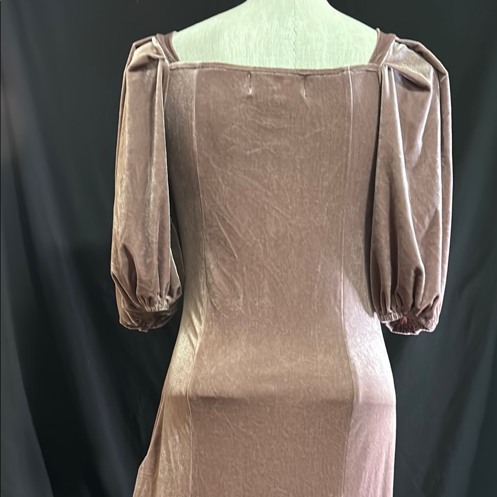 Jessakae Pink Velvet Dress with Puff Sleeves- Pre loved - Picture 4 of 8